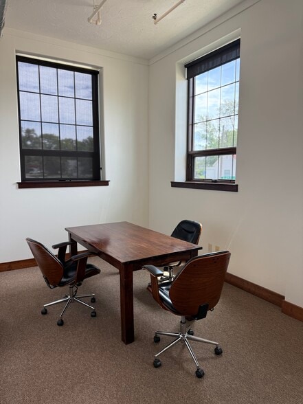 More Photos Of 602 N 6th St, Fairfield Industrial For Lease