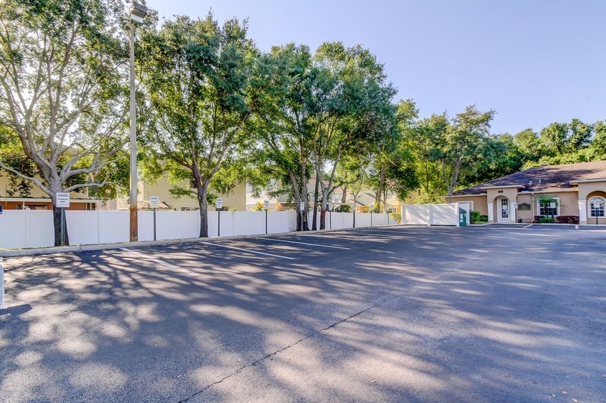 More Photos Of 4202-4204 W Linebaugh Ave, Tampa Medical For Sale