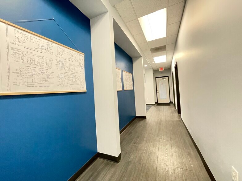 More Photos Of 2209 NW 40th Ter, Gainesville Office For Lease