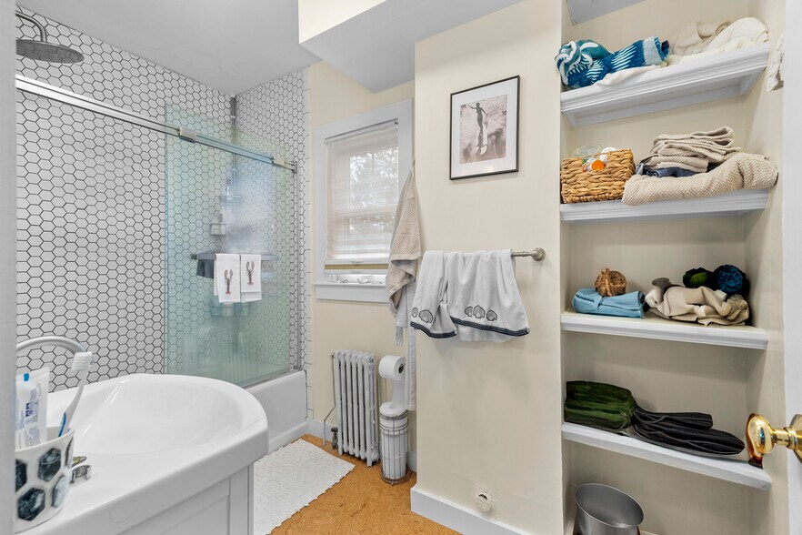 More Photos Of 13 Dean Ave, Newport Apartments For Sale