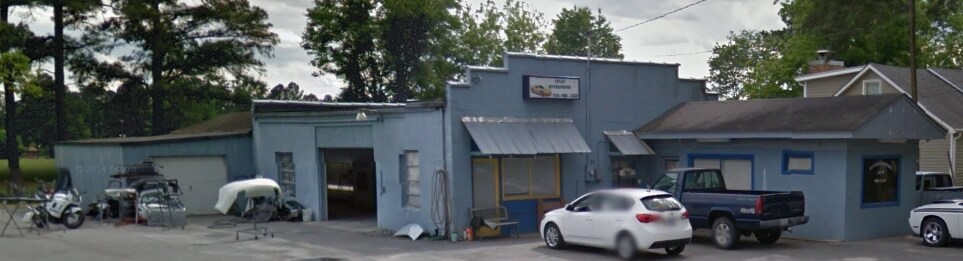 Primary Photo Of 7383 N West St, Falcon Auto Repair For Sale
