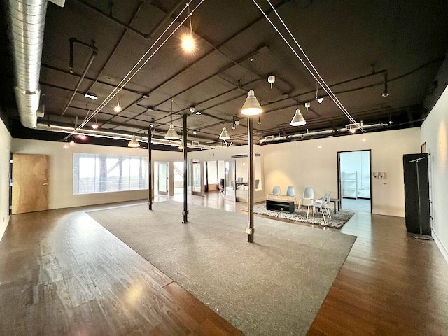Primary Photo Of 7813-7815 Beverly Blvd, Los Angeles Office For Lease