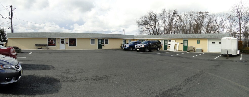 More Photos Of 310 Ward Ave, Bordentown Convenience Store For Sale