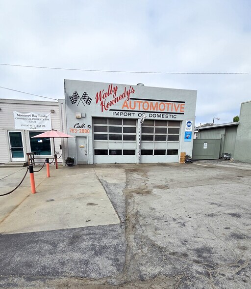 More Photos Of 2001 Freedom Blvd, Freedom Auto Dealership For Sale