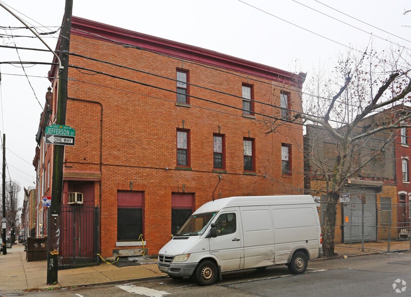 Primary Photo Of 1452 N 4th St, Philadelphia Storefront Retail Residential For Lease