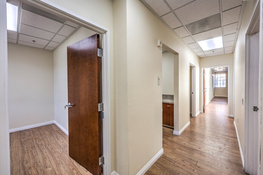 More Photos Of 3263 E Warm Springs Rd, Las Vegas Office Residential For Sale