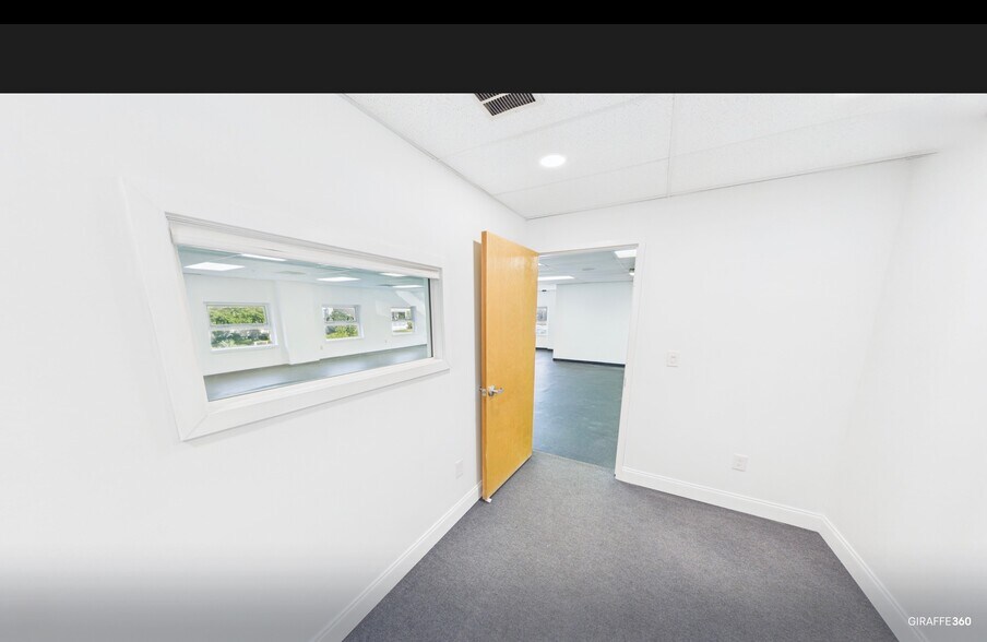 More Photos Of 104 Chestnut St, Ridgewood Medical For Lease