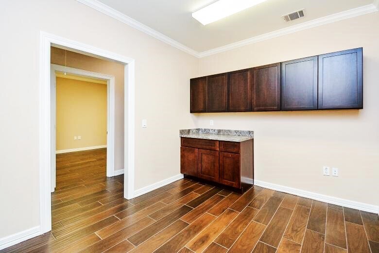 More Photos Of 2743 Smith Ranch Rd, Pearland Medical For Lease