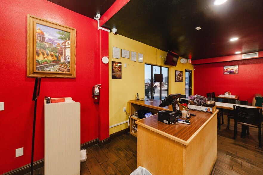 More Photos Of 1601 Industrial Blvd, Lake Havasu City Restaurant For Sale