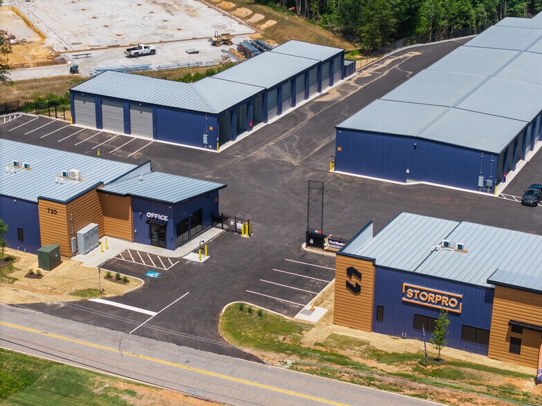 More Photos Of 720 Antioch Dr, Greenville Specialty For Lease