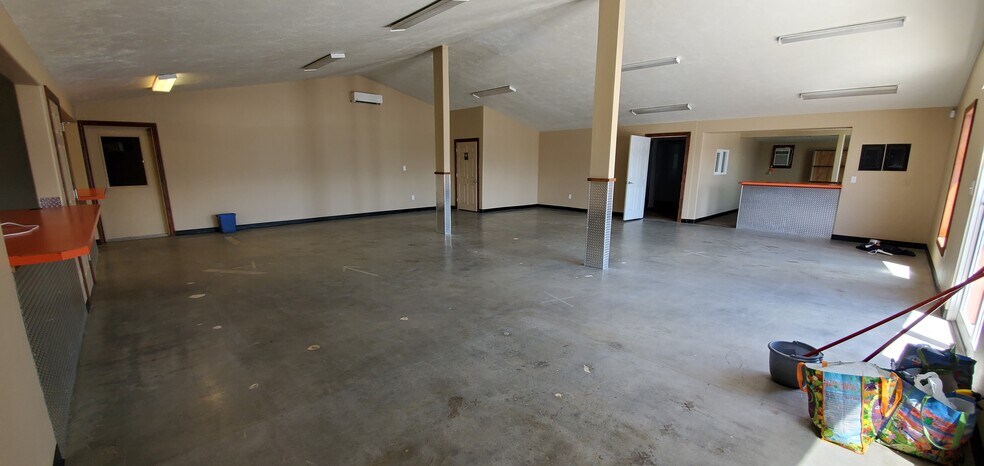 More Photos Of 1615 N Woodruff Ave, Idaho Falls Industrial For Lease
