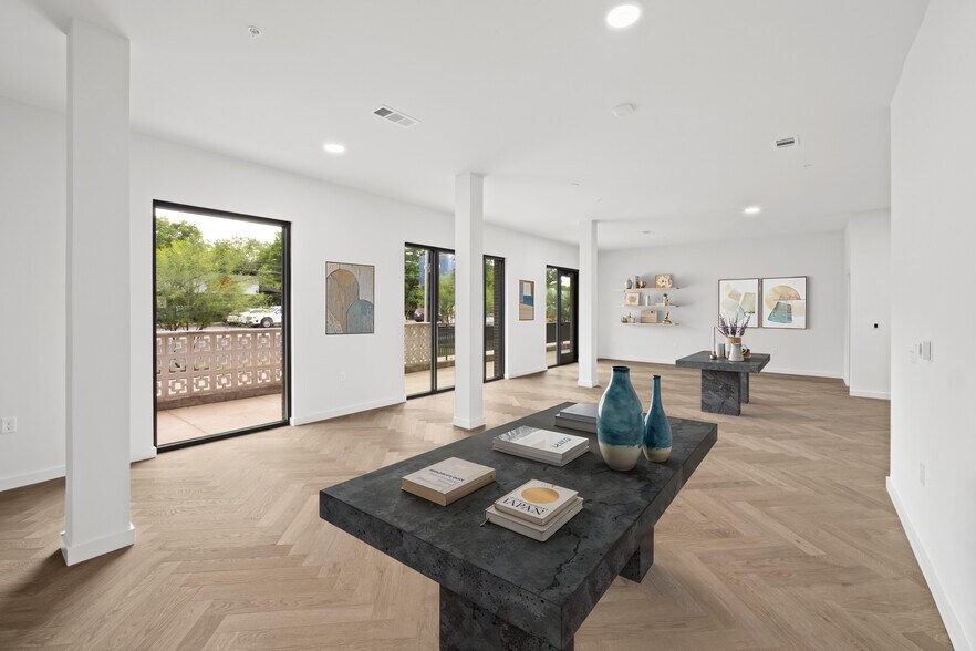 More Photos Of 2209 S First St, Austin Apartments For Sale