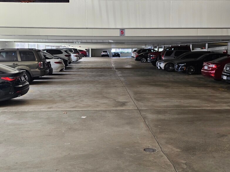 More Photos Of 600 N Brand Blvd, Glendale Medical For Lease