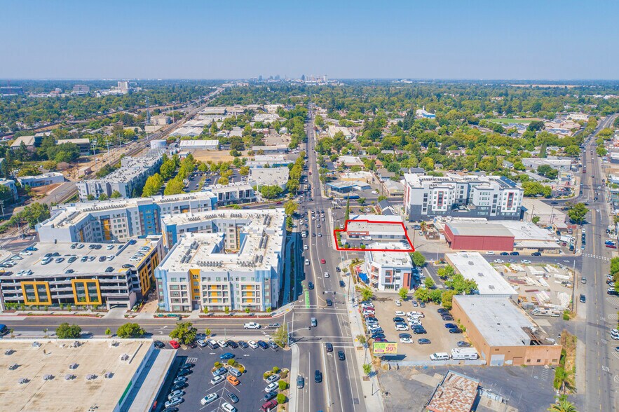 More Photos Of 6531 Folsom Blvd, Sacramento Storefront For Lease