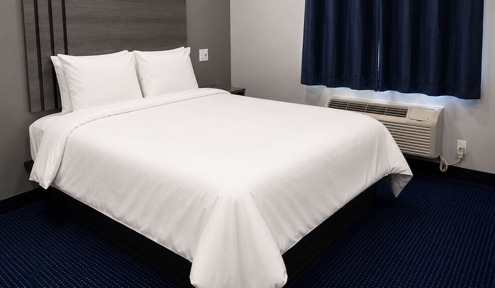 More Photos Of 18031 McKay Dr, Humble Hotel For Sale