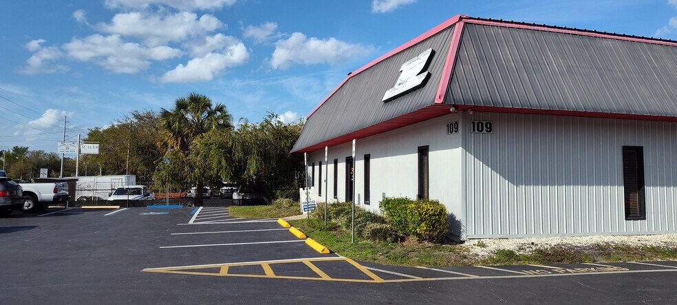 More Photos Of 109 N Falkenburg Rd, Tampa Manufacturing For Sale