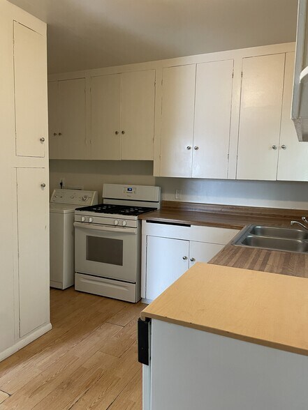 More Photos Of 1428 Uinta St, Denver Apartments For Sale