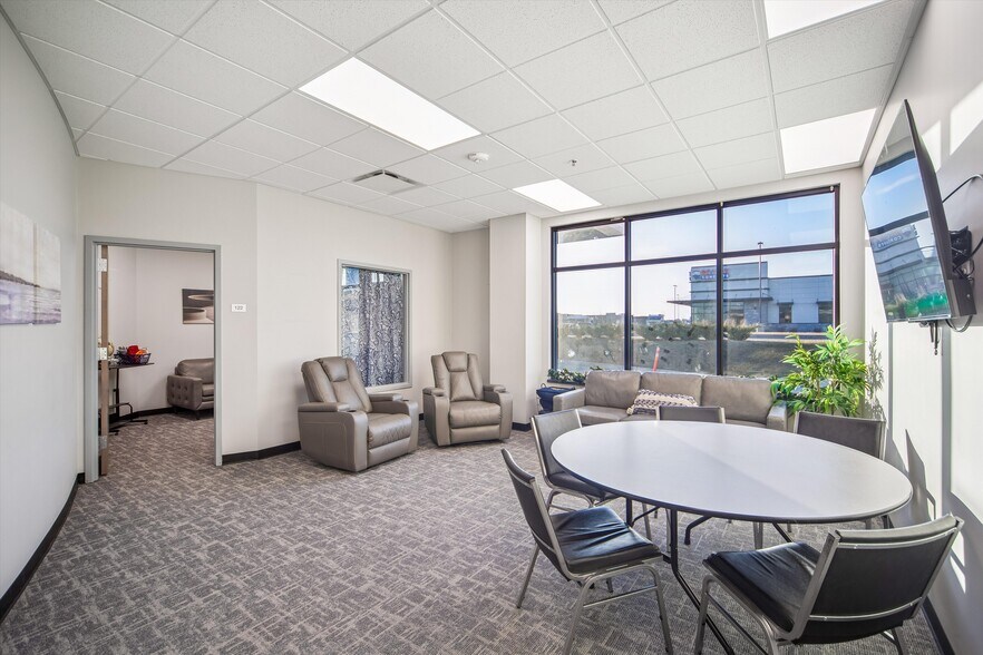 More Photos Of 801 NE Venture Dr, Waukee Daycare Center For Lease