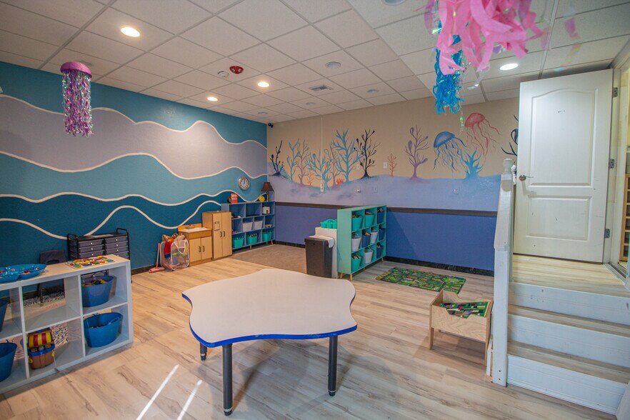 More Photos Of 17162 Toledo Blade Blvd, Port Charlotte Medical For Sale