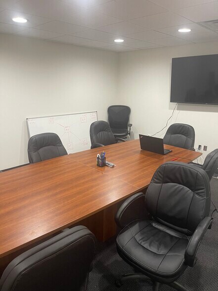 More Photos Of 2385 John Fries Hwy, Quakertown Light Manufacturing For Lease