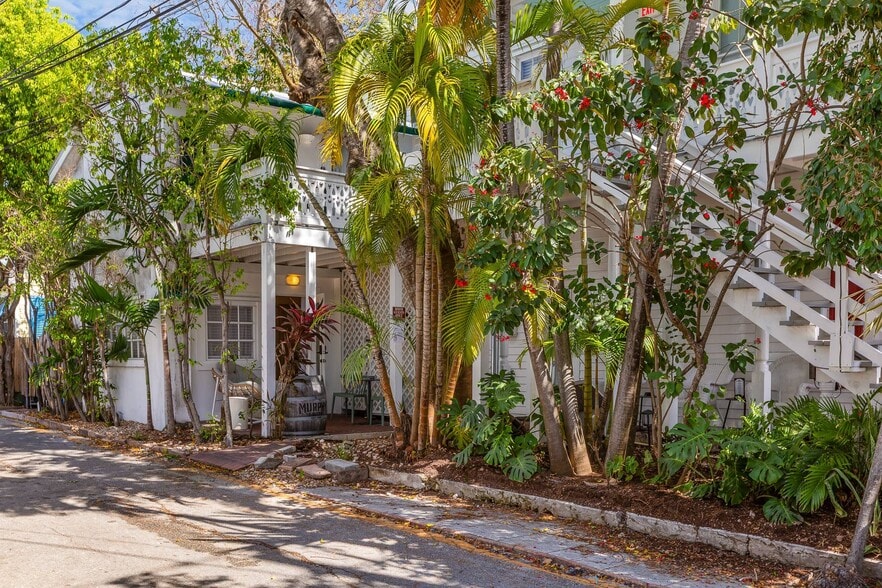 More Photos Of 1117 Duval St, Key West Hospitality For Sale