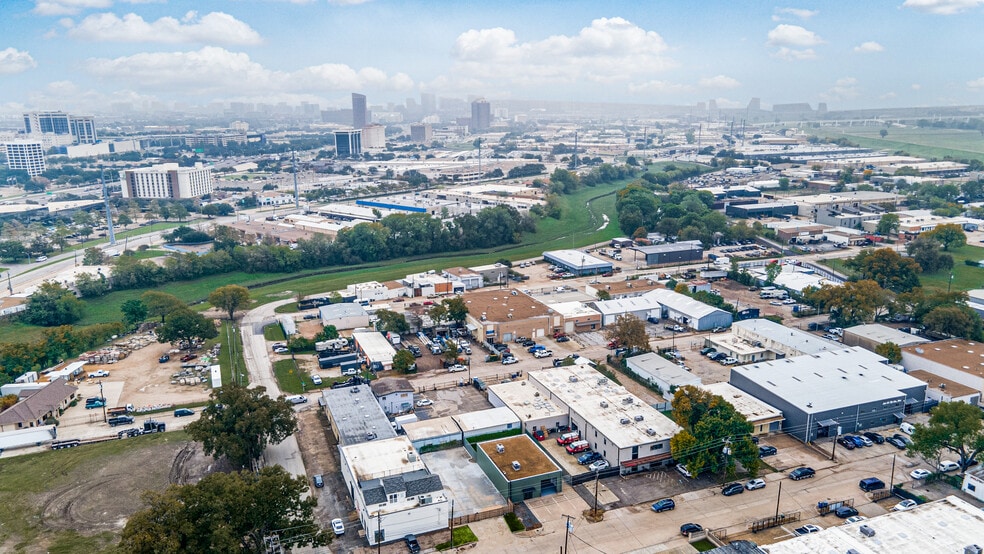 More Photos Of 4840 Memphis St, Dallas Warehouse For Sale