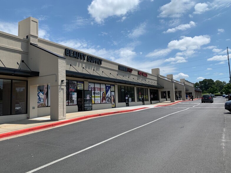 More Photos Of 3595 Canton Rd, Marietta Unknown For Lease