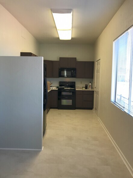 More Photos Of 149 S Jackson St, Wickenburg Apartments For Sale