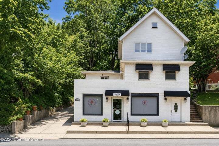 Primary Photo Of 1299 Richmond Rd, Staten Island Freestanding For Sale