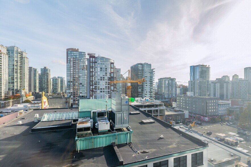 More Photos Of 938 Howe St, Vancouver Medical For Sale