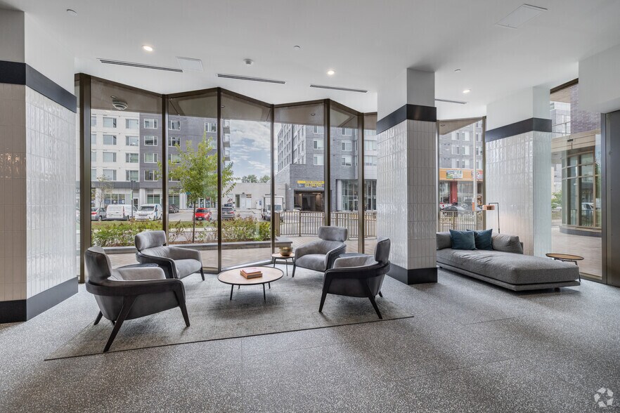 More Photos Of 300 Mcrae Av, Ottawa Apartments For Lease