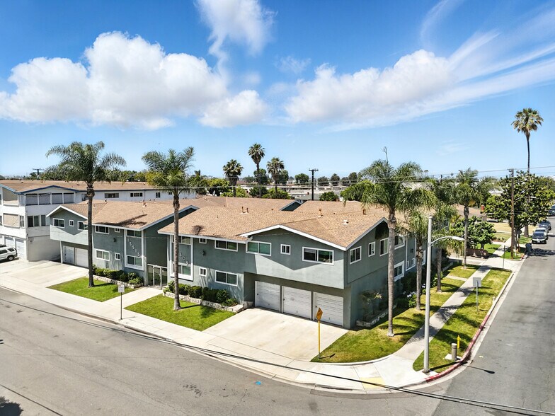 More Photos Of 15505 S Budlong Pl, Gardena Apartments For Sale