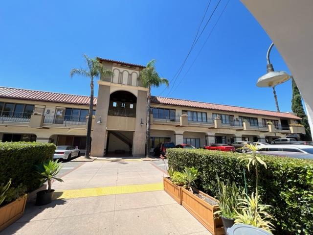 More Photos Of 2057-2061 N Los Robles Ave, Pasadena General Retail For Lease