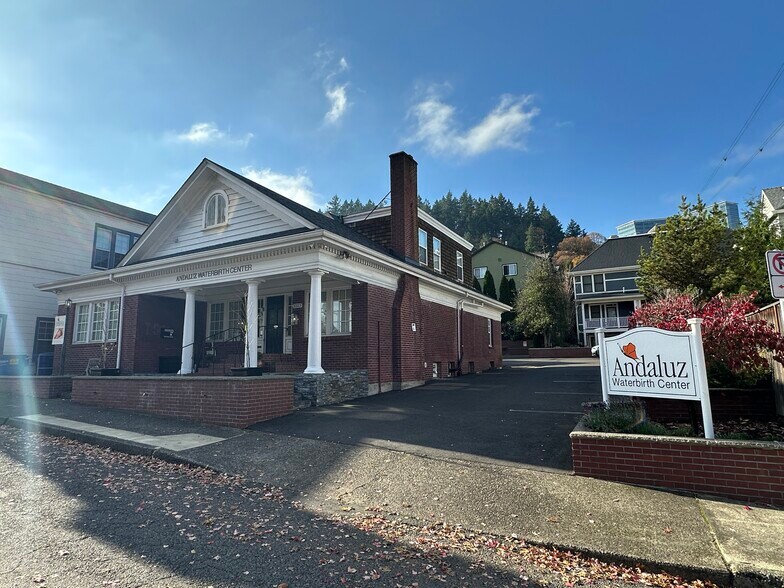 Primary Photo Of 3323 SW Naito Pky, Portland Office For Sale