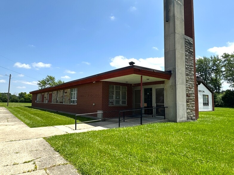 More Photos Of 1496 Swinger Dr, Dayton Religious Facility For Sale