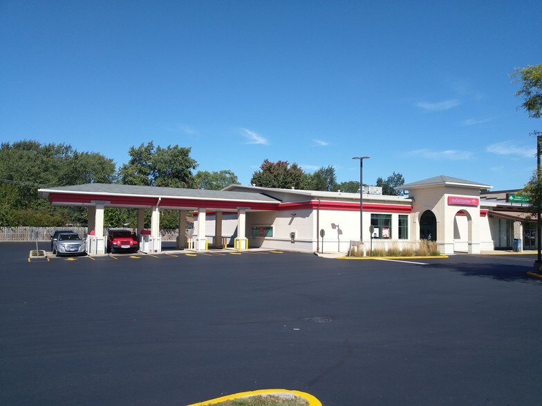More Photos Of 4000-4046 W 111th St, Oak Lawn Unknown For Lease