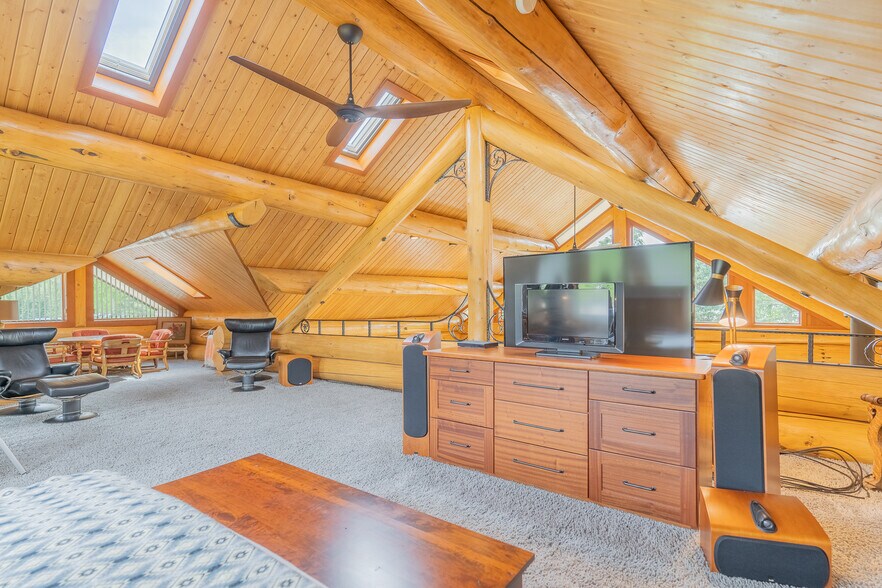 More Photos Of Quartz Lake, Delta Junction Lodge Meeting Hall For Sale