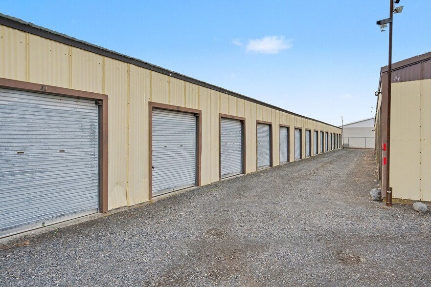 More Photos Of 328 SW Alder St, Ephrata Self Storage For Sale