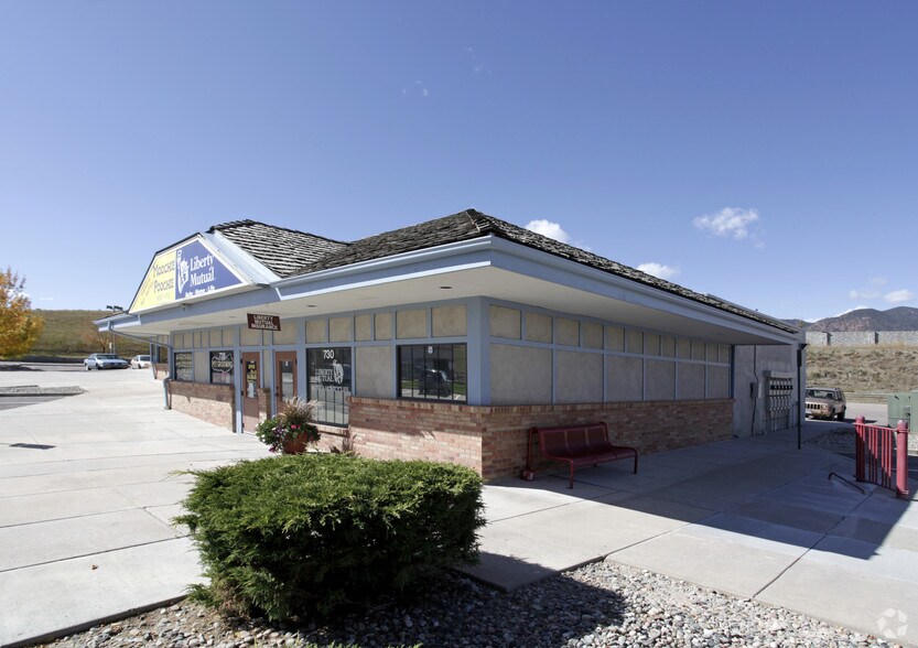 More Photos Of 710-730 Village Center Dr, Colorado Springs General Retail For Sale