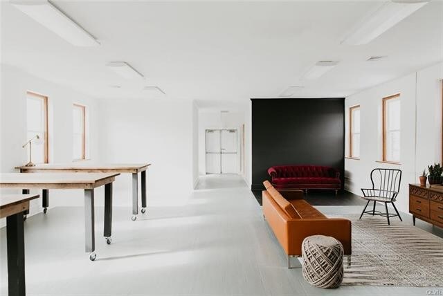 More Photos Of 214-218 S 4th St, Perkasie Warehouse For Lease