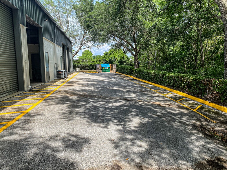 More Photos Of 1200-1690 Tropic Park Dr, Sanford Unknown For Lease