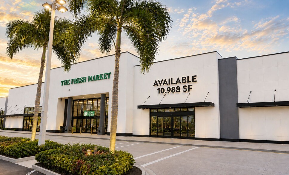 Primary Photo Of 19101-19275 Biscayne Blvd, Aventura Restaurant For Lease