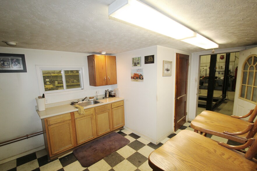 More Photos Of 4599 Abbeyville Rd, Medina Industrial For Sale