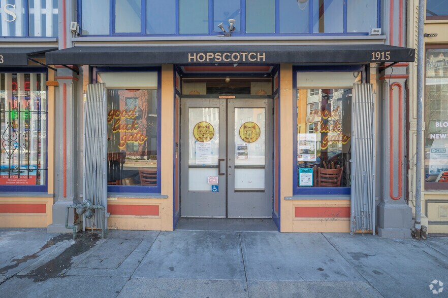 More Photos Of 1901-1915 San Pablo Ave, Oakland Storefront Retail Office For Lease