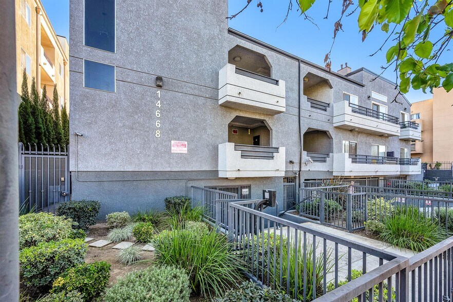 Primary Photo Of 14668 Nordhoff St, Panorama City Apartments For Sale