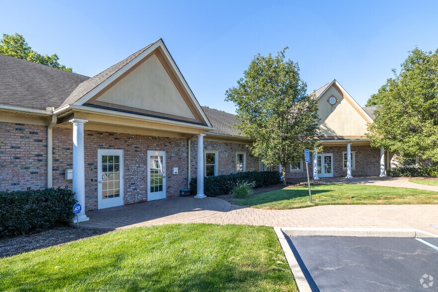 More Photos Of 1660 Route 112, Port Jefferson Station Office Residential For Lease