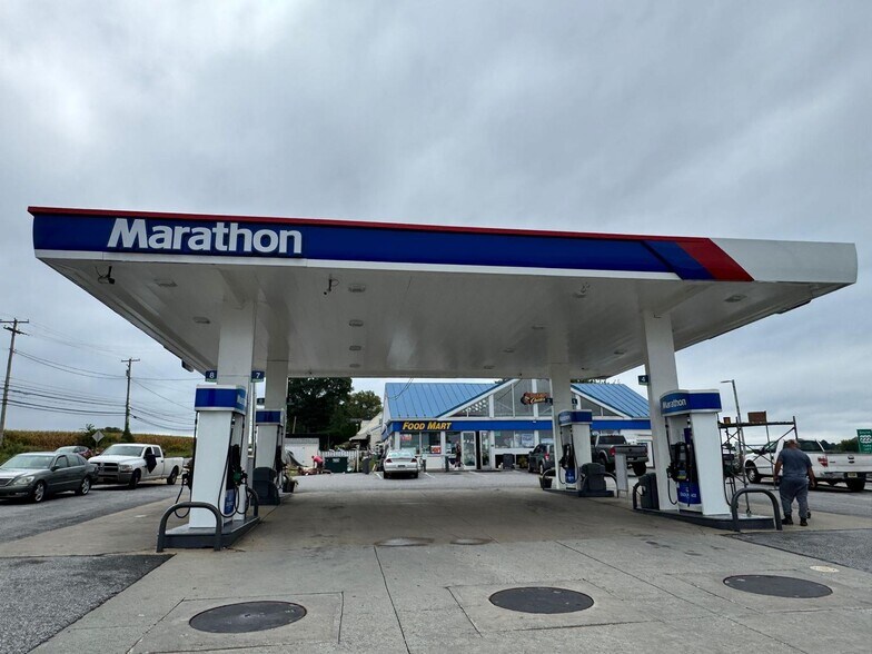 More Photos Of 2504 Willow Street Pike, Willow Street Convenience Store For Lease