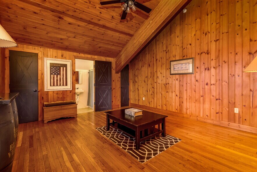 More Photos Of 12298 Croton Rd, Croton Specialty For Sale