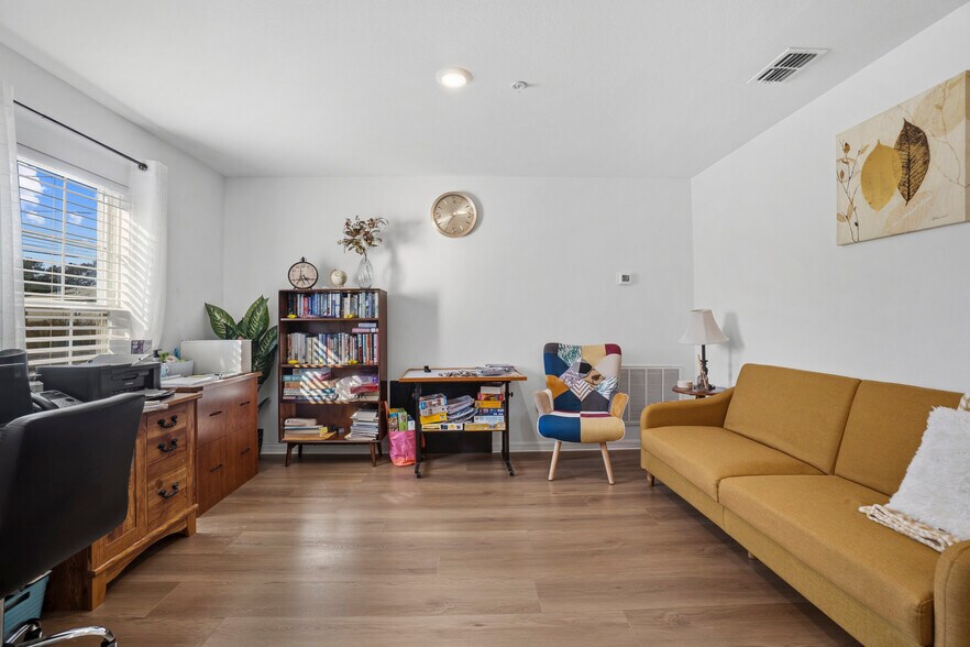 More Photos Of Licensed 6 Bed ALF, Ocala Healthcare For Sale