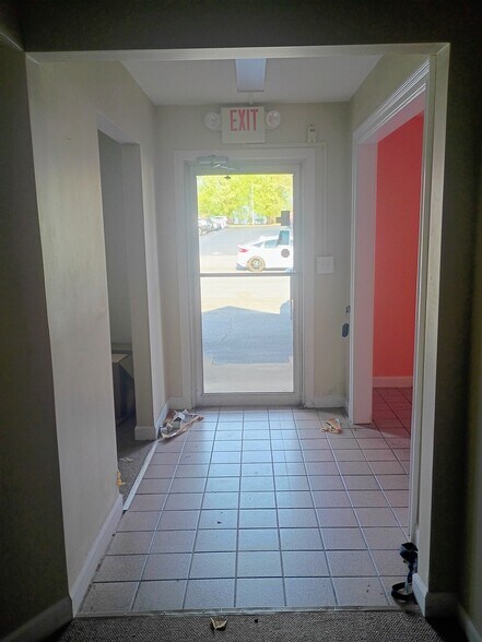 More Photos Of 652 S Broadway St, Forest City Medical For Sale